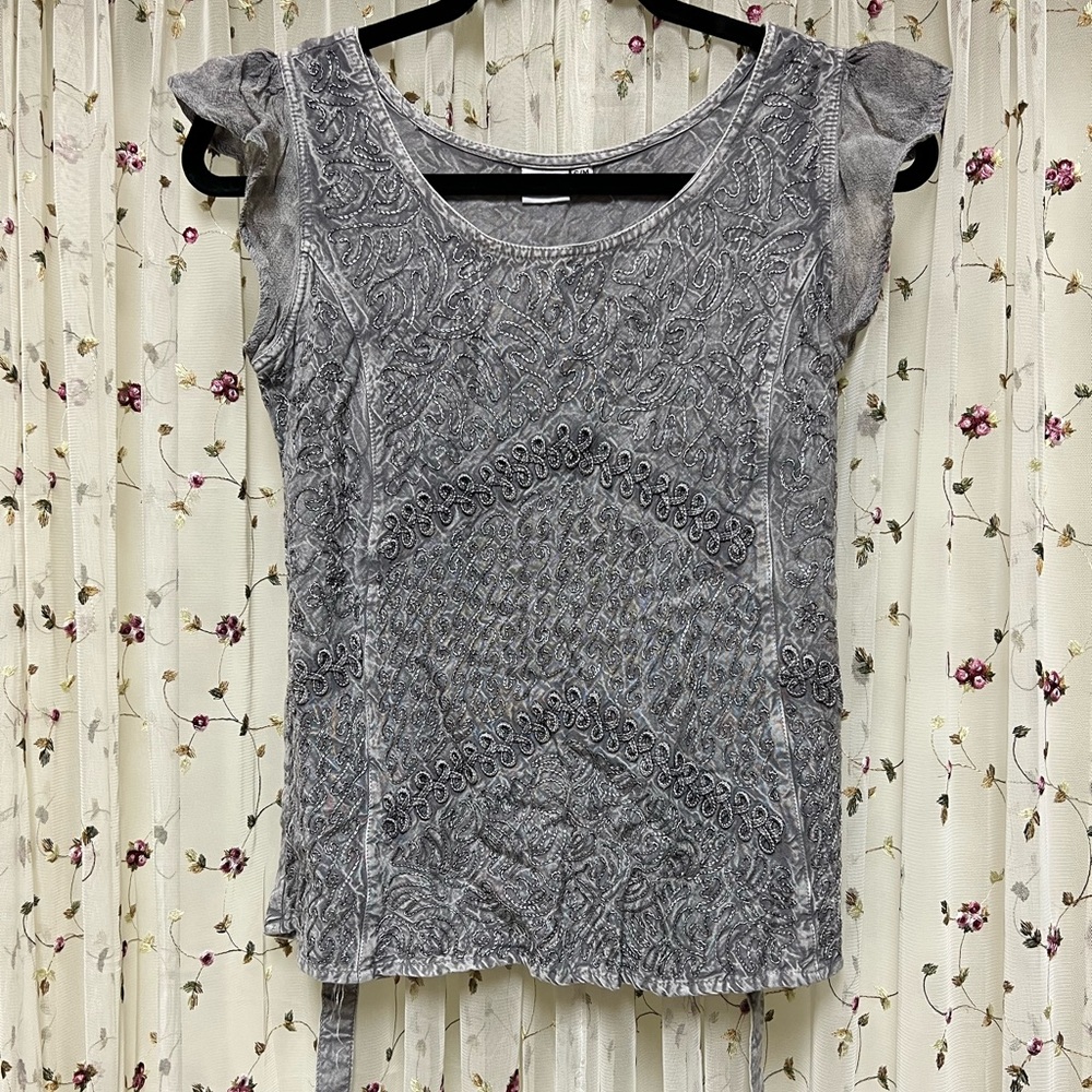 Tie back embroidered blouse